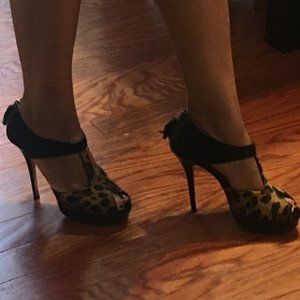 Stunning Bettye Muller Stiletto Platform Heels